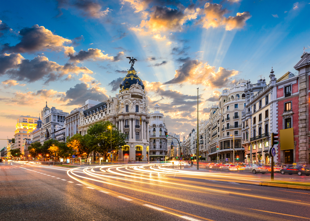 Implementation Date of B2B e-Invoice in Spain